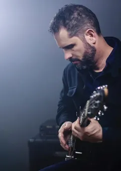Charlie Hunter