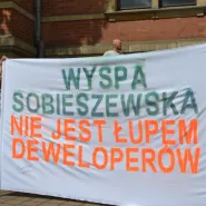 Pikieta Ratujemy Wyspę, przed betonem!