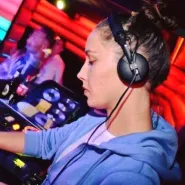 Aperitif. Dj Monika Sun