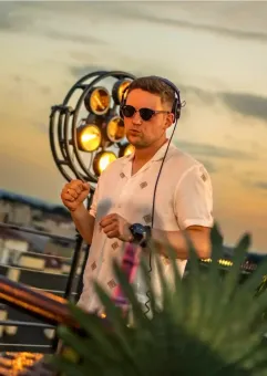 Muzyczne Delicje. DJ TUX 