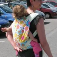 Noszenie dziecka w chuście