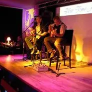 Ekspresyjny wieczór akustycznych standardów i ballad rockowych w wykonaniu zespołu 'DuoAcoustic'