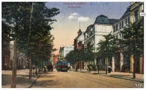 Główna aleja przebiegająca przez Wrzeszcz. pierwsze tramwaje elektryczne zaczęły kursować na przełomie XIX i XX wieku. 