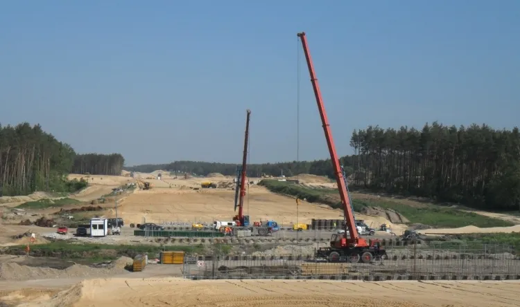 Budowa Autostrady A1 na Kujawach latem 2012 r.