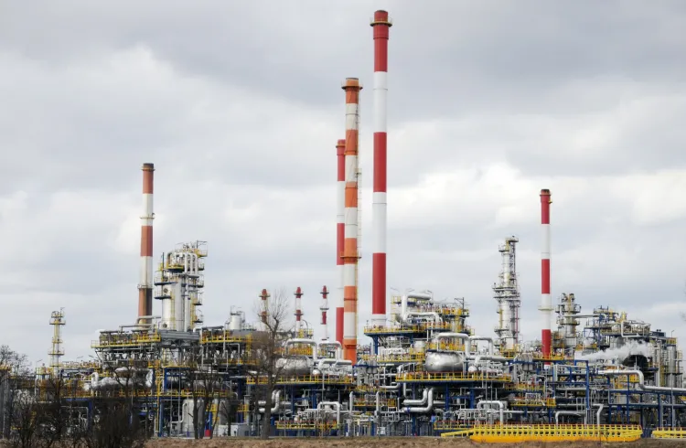 Przerób ropy w gdańskiej rafinerii zostanie wstrzymany na ok. 23 dni.