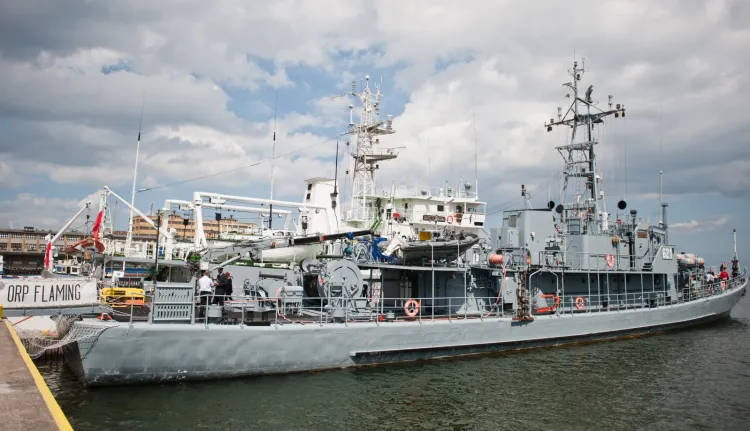 Marynarka Wojenna posiada trzy niszczyciele min &#8211; ORP Mewa, ORP Czajka i ORP Flaming (na zdjęciu). Są to jednak okręty wybudowane w latach 60., choć na przełomie wieku zostały gruntowanie zmodernizowane. 