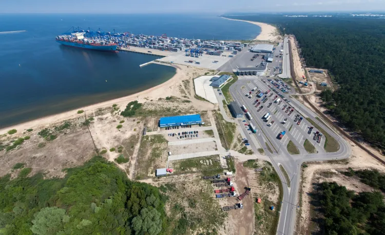 W ubiegłym roku minęło pięć lat, odkąd na plaży między Portem Północnym a Stogami, wyrósł terminal kontenerowy DCT.