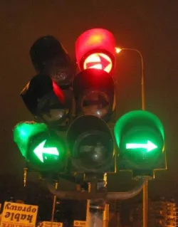 Znaki i sygnalizacje drogowe potrafią zaskoczyć niejednego doświadczonego kierowcę w Trójmieście.