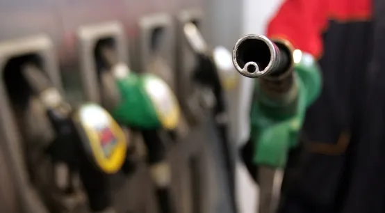 Kierowcom trudno bronić się przed paliwem wątpliwej jakości. Na szczęście nad parametrami benzyny i oleju napędowego czuwa Inspekcja Handlowa.