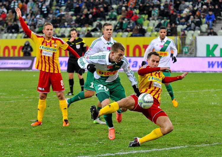 Na spotkanie Lechii Gdańsk i Korony Kielce oddano rekordowe w marcu 612 typów. Zwycięstwo biało-zielonych wytypowała ponad połowa uczestników obstawiających rezultat tego meczu.