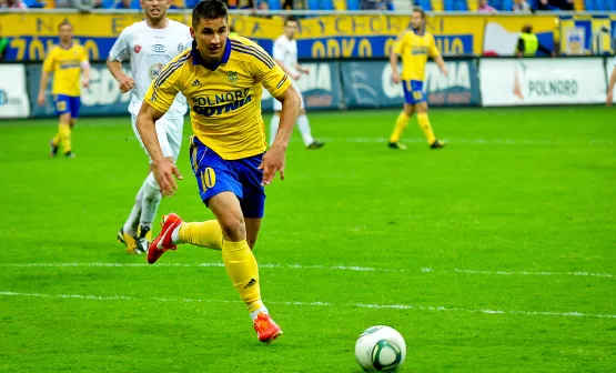 Łukasz Zwoliński w III lidze strzelił w tym sezonie już 9 goli. Kiedy zdobędzie gola w pierwszej drużynie Arki?
