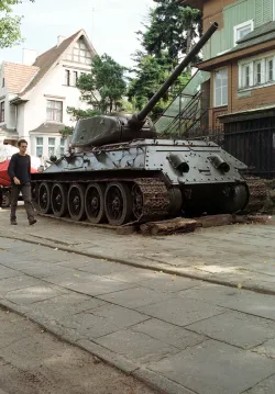 Nieprędko, jeśli w ogóle, zobaczymy czołg przy "Willi Rekin" w Oliwie.