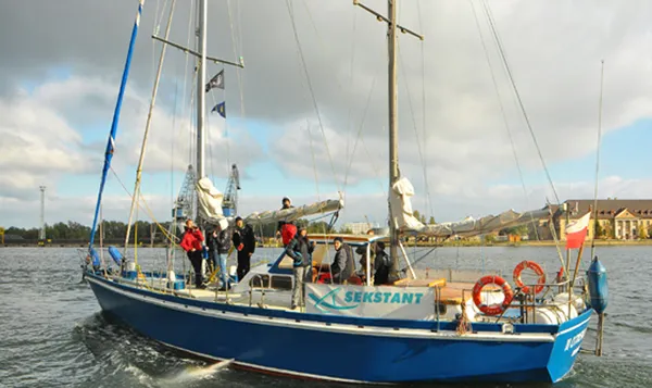 16-metrowy jacht Barlovento II opłynął już m.in. zachodni Spitsbergen.