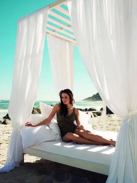Elegancki jednoczęściowy strój plażowy Fantasie Madagascar. Cena 399 zł.