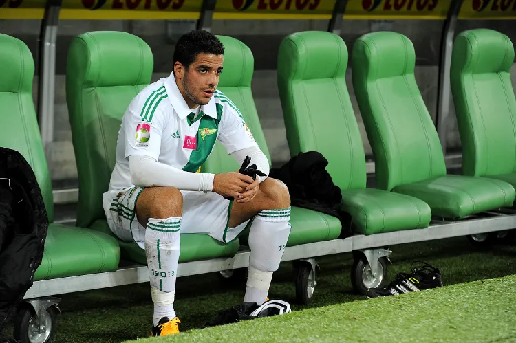 Mohammed Rahoui wrócił po kontuzji do gry w rezerwach Lechii Gdańsk. Algierczyk nie zdołał jednak dokończyć spotkania, a biało-zieloni przegrali z Koralem Dębnica.
