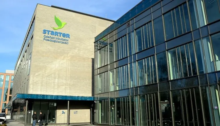 Gdański Inkubator Starter, który wspiera rozwój małych i średnich przedsiębiorstw, prowadzi od 2006 roku Gdańska Fundacja Przedsiębiorczości.