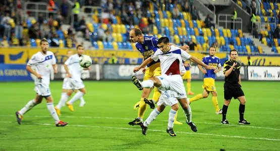 Poprzednią edycję Pucharu Polski żółto-niebiescy zakończyli w pierwszej rundzie, po porażce na własnym boisku 0:1 z Olimpią Elbląg