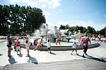 Odnowiona fontanna praktycznie wszystkim przypadła w nowym wydaniu do gustu.