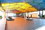 Pamiątka z czasów, gdy w Gdyni funkcjonował lunapark. Elektryczne samochodziki wciąż znajdują wielu amatorów.