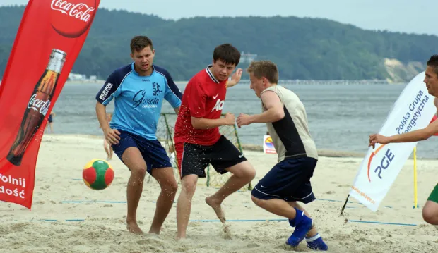 W Sopocie rozegrano drugi z pięciu zaplanowanych na plaży turniejów piłkarskich.