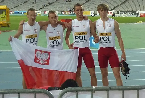 Patryk Dobek (drugi z prawej) został wicemistrzem Europy juniorów na 400 metrów. Do Sopotu może wrócić z dwoma medalami, gdyż jeszcze czeka go start w sztafecie.