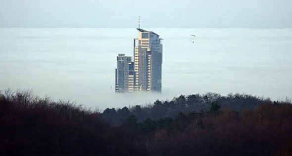 Dziś Sea Towers to jeden z najchętniej fotografowanych budynków w Gdyni i mało kto pamięta, ile kontrowersji towarzyszyło dyskusji o jego powstaniu.