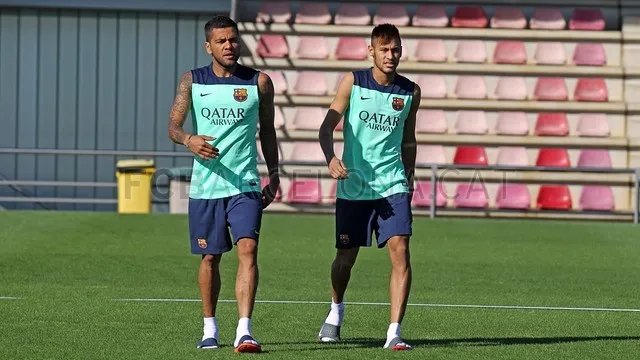 Neymar po raz pierwszy trenował w poniedziałek w Barcelonie. We wtorek przyleci z katalońską ekipą do Gdańska. 