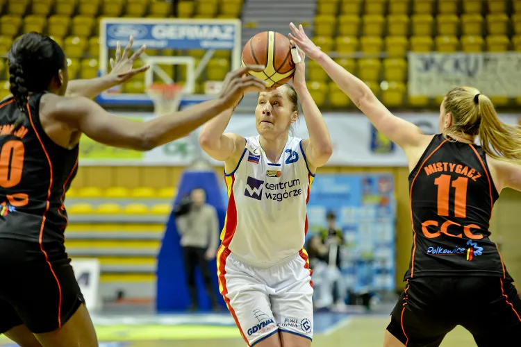 Gdynianki znalazły się w gronie dziewięciu drużyn z licencją na grę w Basket Lidze Kobiet. Na zdjęciu Małgorzata Misiuk.