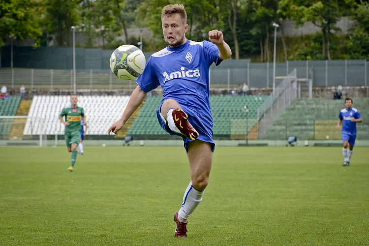 Pomimo urazu Krzysztof Bułka wciąż jest jednym z najlepszych piłkarzy Bałtyku Gdynia.