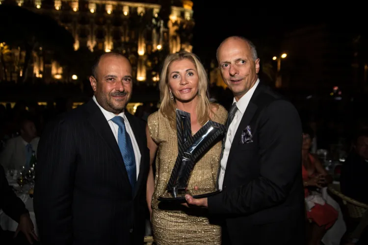 W ostatnią sobotę Francis Lapp został uhonorowany nagrodą Przedsiębiorcy Roku. Prestiżową statuetkę odebrał w Cannes podczas gali World Yacht Trophies 2013.