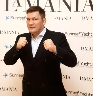 Spór pomiędzy bokserem Dariuszem Michalczewskim a firmą FoodCare trwał od dwóch lat. Chodziło o prawa do nazwy napojów energetyzujących.