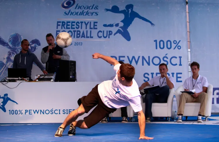 Polscy zawodnicy należą do światowej czołówce w piłkarskim freestyle'u. Pokaz ich umiejętności można było podziwiać w Gdańsku.