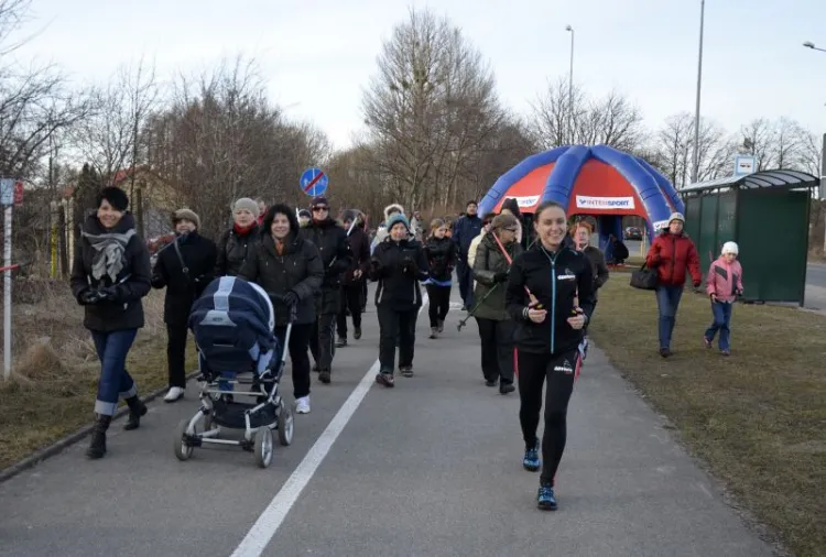 W sobotę w "Gdyńskim poruszeniu" kilometrowy odcinek będzie można pokonać biegiem, na rowerze oraz z kijkami do nordic walking.