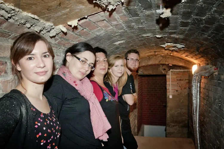 Ludzie, którzy tworzą Teatr Gdynia Główna, od lewej:  Alicja Kunikowska, Ida Bocian, Ewa Ignaczak, Karolina Gaffke i Grzegorz Kujawiński.