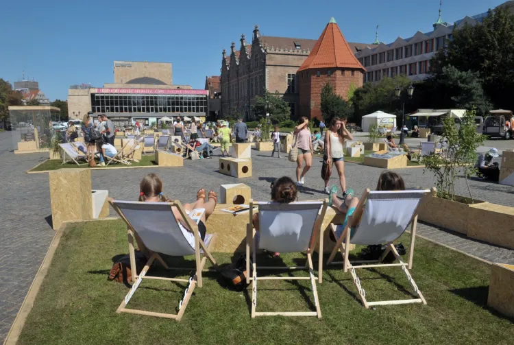 Cykl filmowy "Miastoprojekcje" to aneks do dyskusji o Targu Węglowym, która toczy się w Gdańsku od kilku tygodni.
