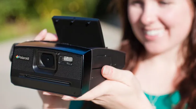Polaroid Z340 to sprawdzony pomysł wsparty nową technologią. Po zmianach ma jednak zupełnie inny charakter.