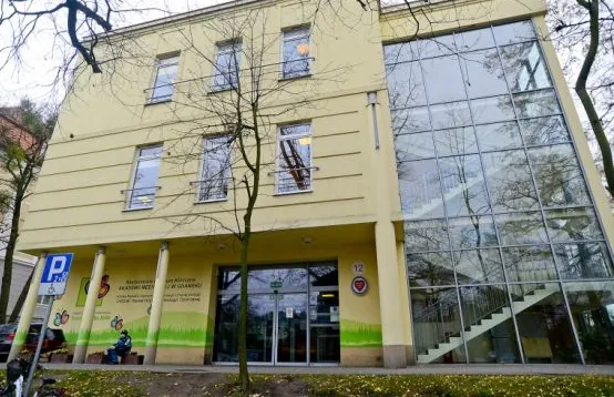 Oddział Hematologii Dziecięcej działający przy Uniwersyteckim Centrum Klinicznym to jedyny oddział w województwie pomorskim, gdzie leczy się choroby nowotworowe układu krwiotwórczego u dzieci &#8211; białaczkę i chłoniaki.
