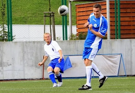 Radosław Michalski, jak na byłego reprezentanta Polski i mistrza naszego kraju przystało, nadal udziela się również na boisku piłkarskim w meczach towarzyskich oraz oldbojów. 