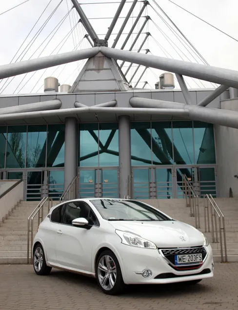 Peugeot 208 GTI
