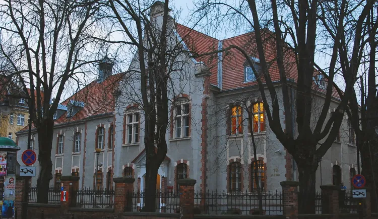 Budynek sądu w Sopocie. Tuż po wojnie mieścił się tu także areszt, do którego trafił bohater tej opowieści - Wincenty Kiszko.