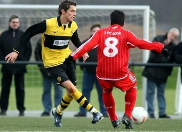 Martin Zakrzewski stara się o angaż w Arce. Pomocnik ma za sobą występy w juniorach i rezerwach Borussii Dortmund.