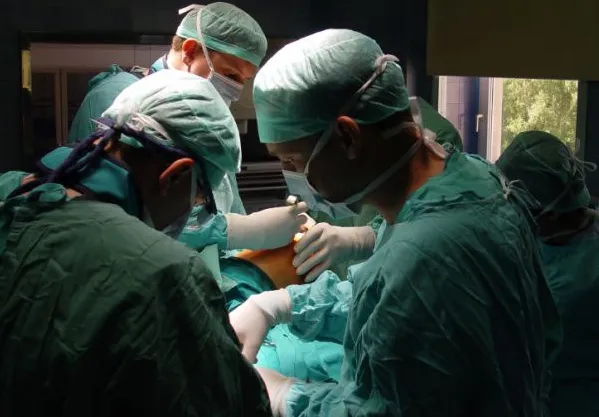 W Polsce dzień transplantacji obchodzony jest 26 stycznia - na pamiątkę pierwszego udanego przeszczepu nerki, który odbył się w 1966 r.  