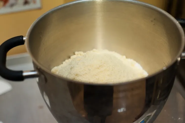Mąka migdałowa jest jednym z najdroższych składników ciasteczek. Kilogram kosztuje ok. 55 zł brutto. 