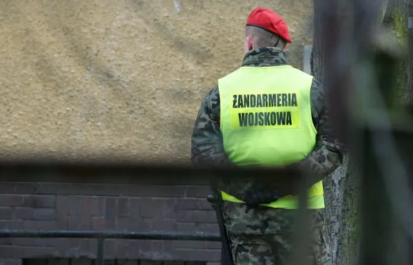 W nocy z piątku na sobotę funkcjonariusze Żandarmerii Wojskowej przeszukali siedzibę Komendy Portu Wojennego w Gdyni.