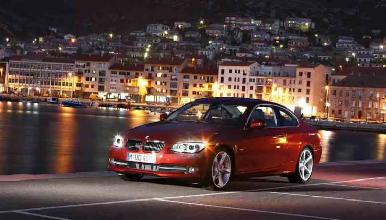 BMW serii 3 - gwiazda wśród samochodów używanych. 