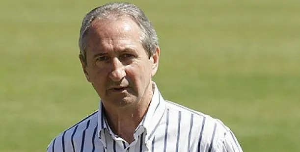 Czesław Boguszewicz po raz kolejny wrócił do Arki. Jako piłkarz trafił do Gdyni latem 1976 roku. Ostatnio, do 30 czerwca 2011 roku pracował jako szef skautingu. 