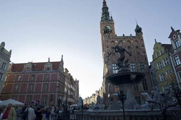 Fontanna Neptuna stoi w Gdańsku od ponad 380 lat. Dziś jest symbolem miasta.