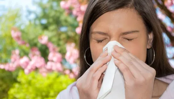 Wiosna i lato to najtrudniejsze do zniesienia przez alergików pory roku.
