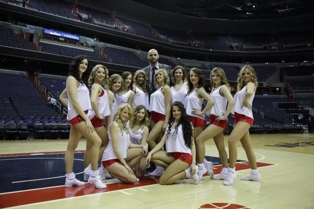 Cheerleaders Flex ponownie mogły wybrać się do USA dzięki Marcinowi Gortatowi.