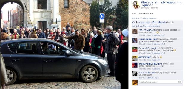 Zdjęcie z obywatelskiego zatrzymania policji wywołało falę komentarzy w portalu społecznościowym.